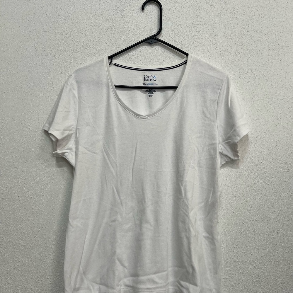 Croft & Barrow Women's Classic White Short Sleeve Tee